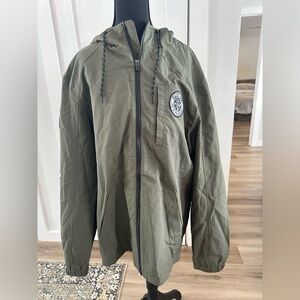 Men’s Salt Life Size XL Green Hooded Zip Jacket with Patches